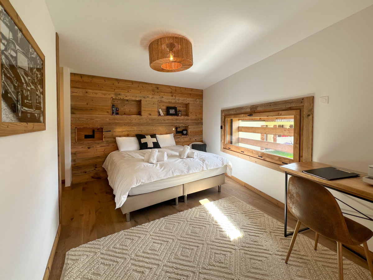 boule-de-neige-102-chambre-lit-double-location-appartement-chalet-Les-Gets