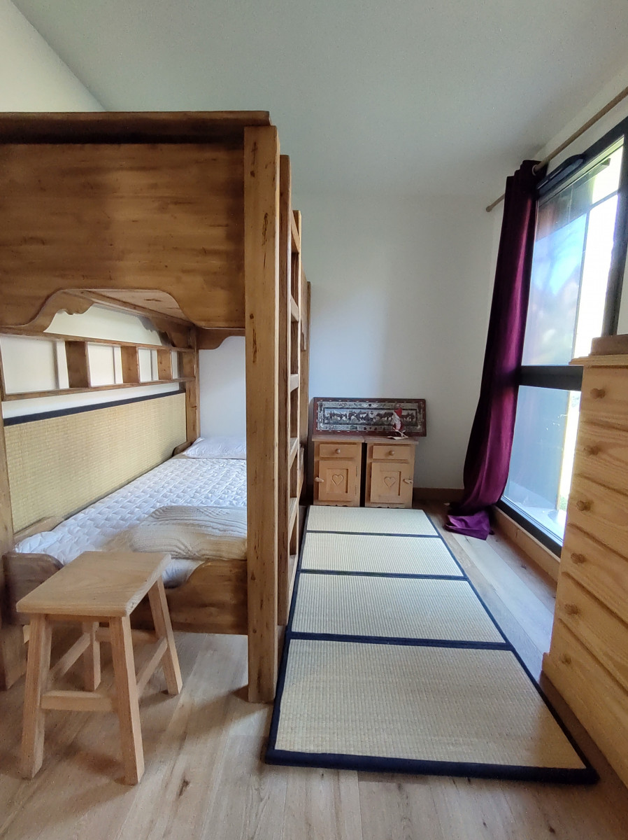 Cairn-Harmony-B107chambre-lits-superposes-location-chalet-appartement-Les-Gets