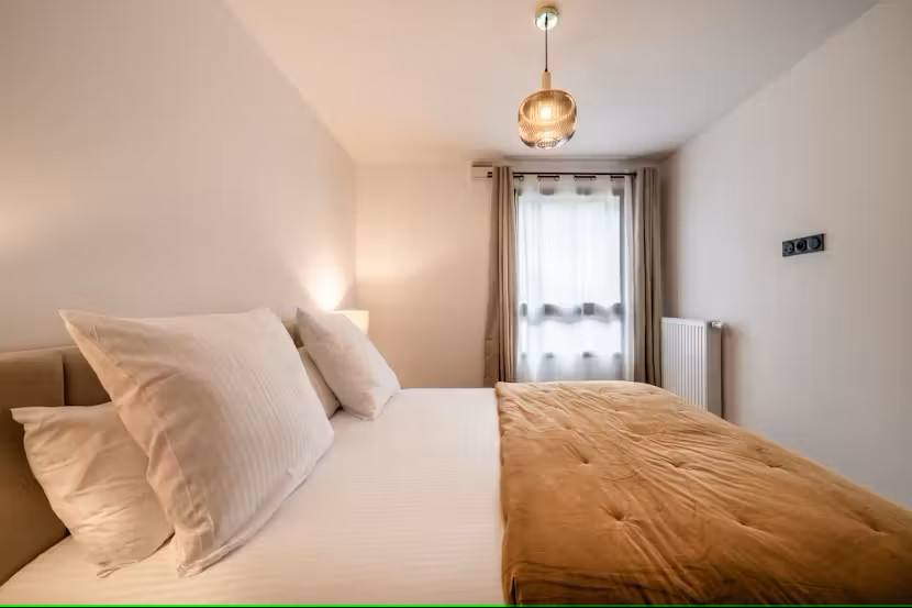 cairn-harmony-dolmen-chambre-double-location-chalet-appartement-les-gets-14327371-14355404