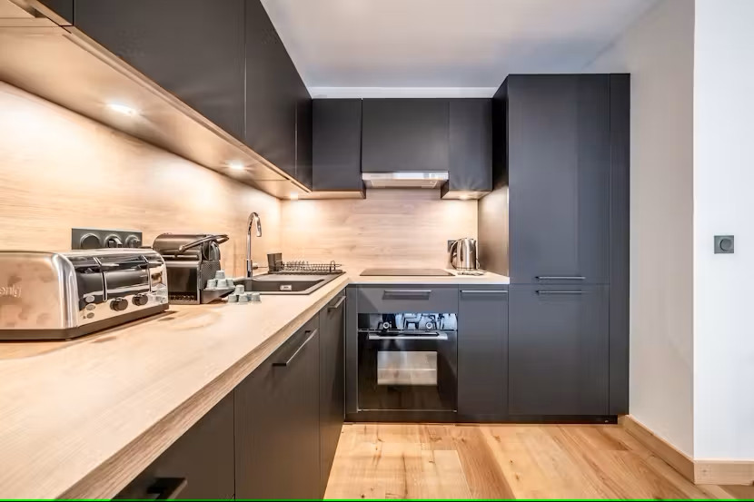 cairn-harmony-dolmen-cuisine-location-chalet-appartement-les-gets-14327380-14355408