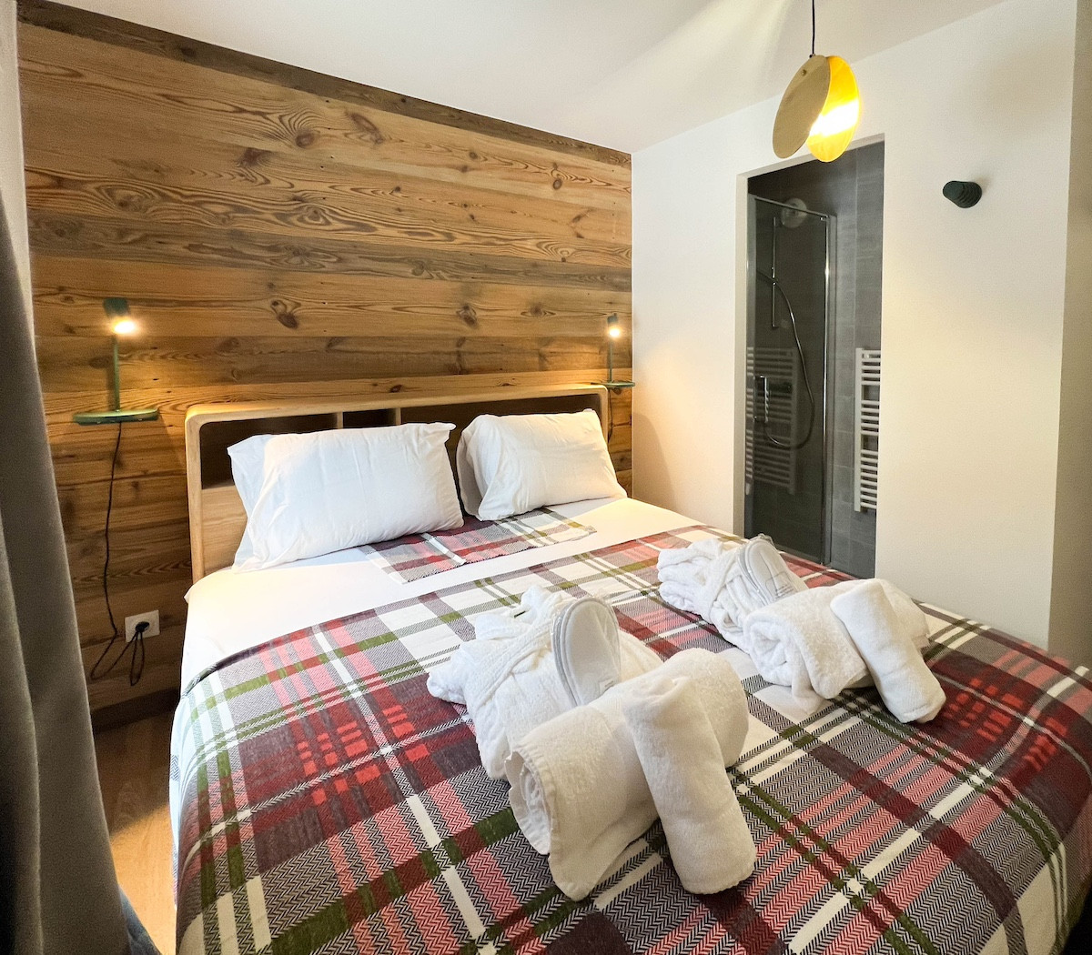 Carmine-Lodge-Marie-des-neiges-chambre-location-appartement-chalet-Les-Gets
