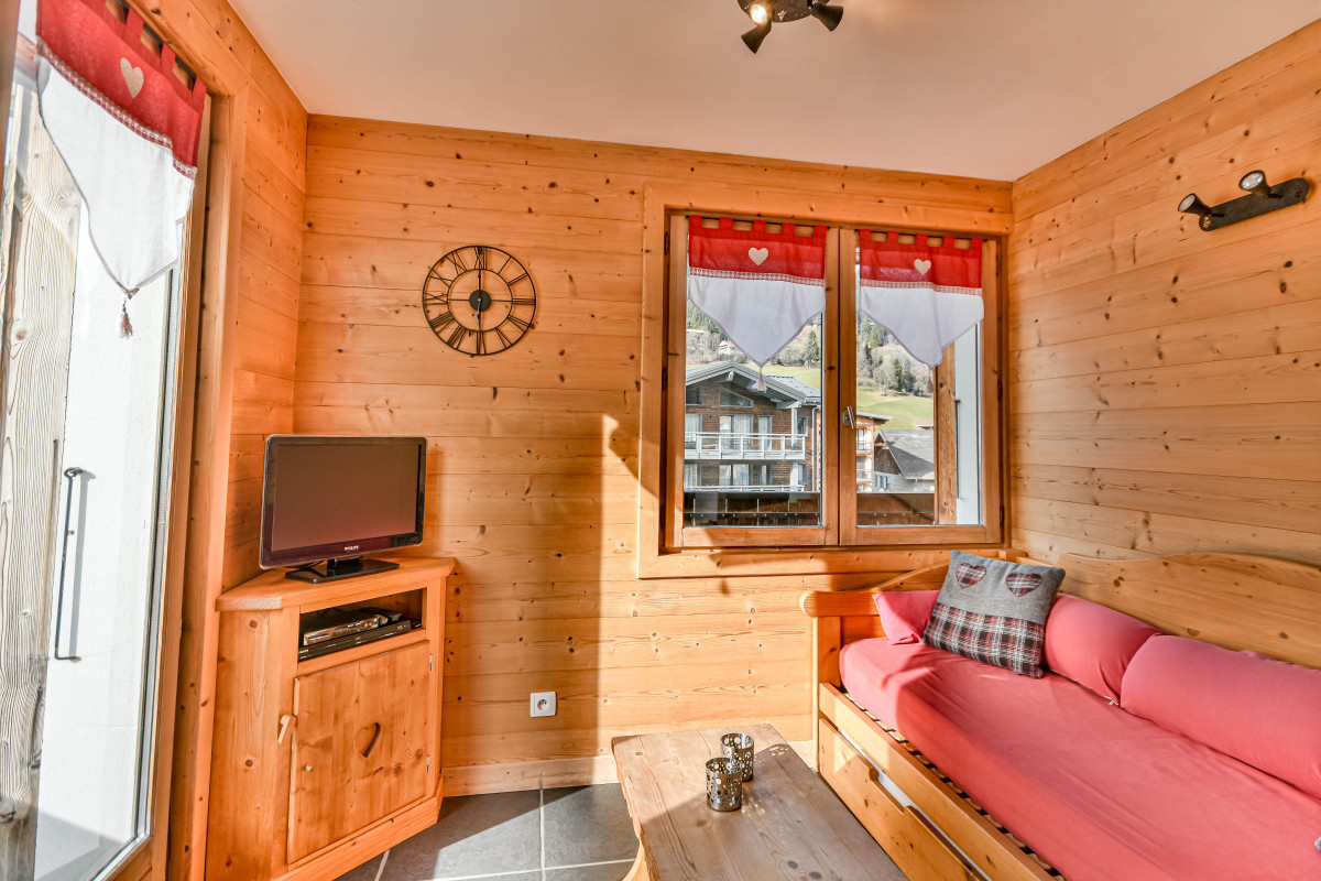 Carry-3-salon-location-appartement-chalet-Les-Gets