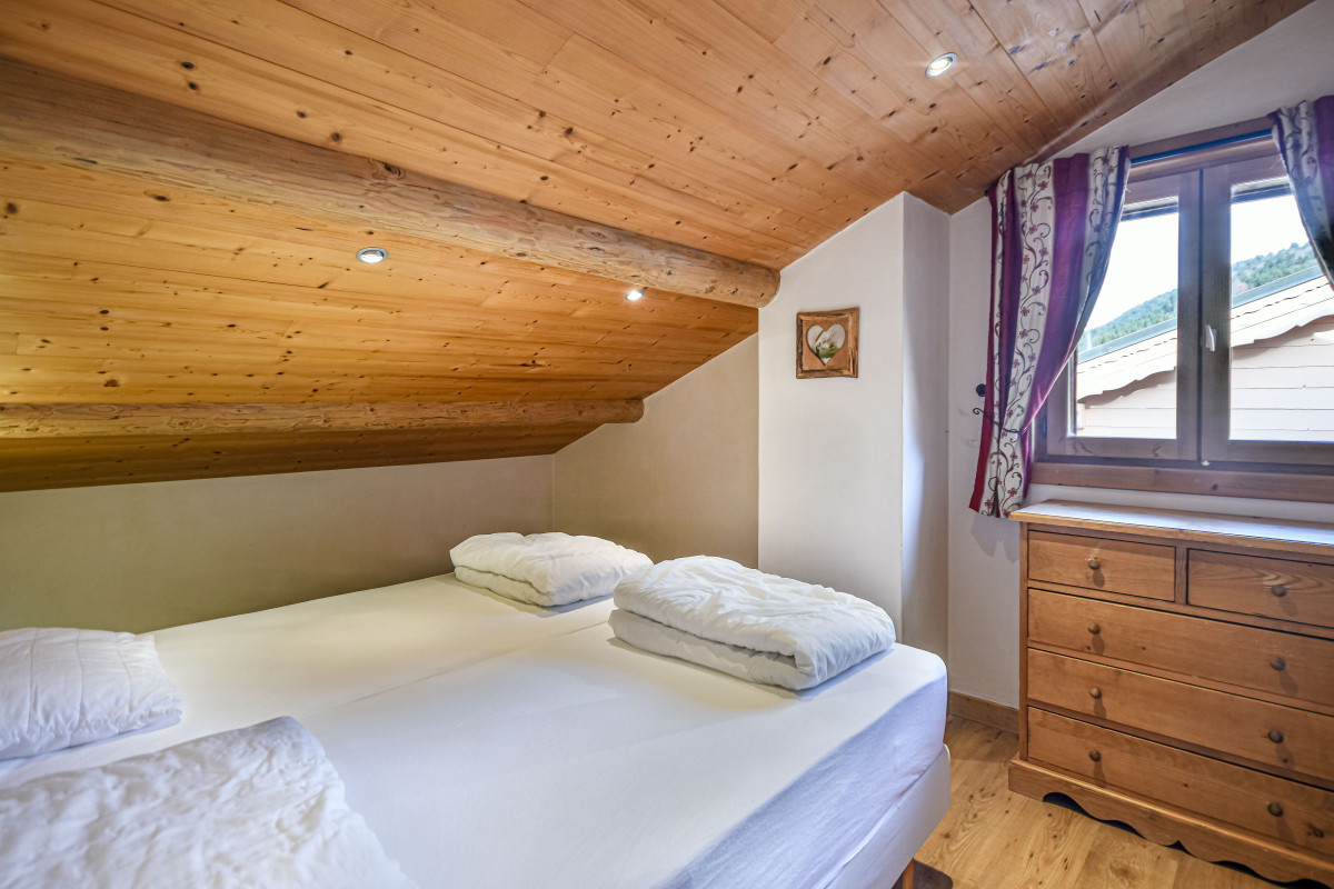 Carry-5-chambre-lits-simples-location-appartement-chalet-Les-Gets