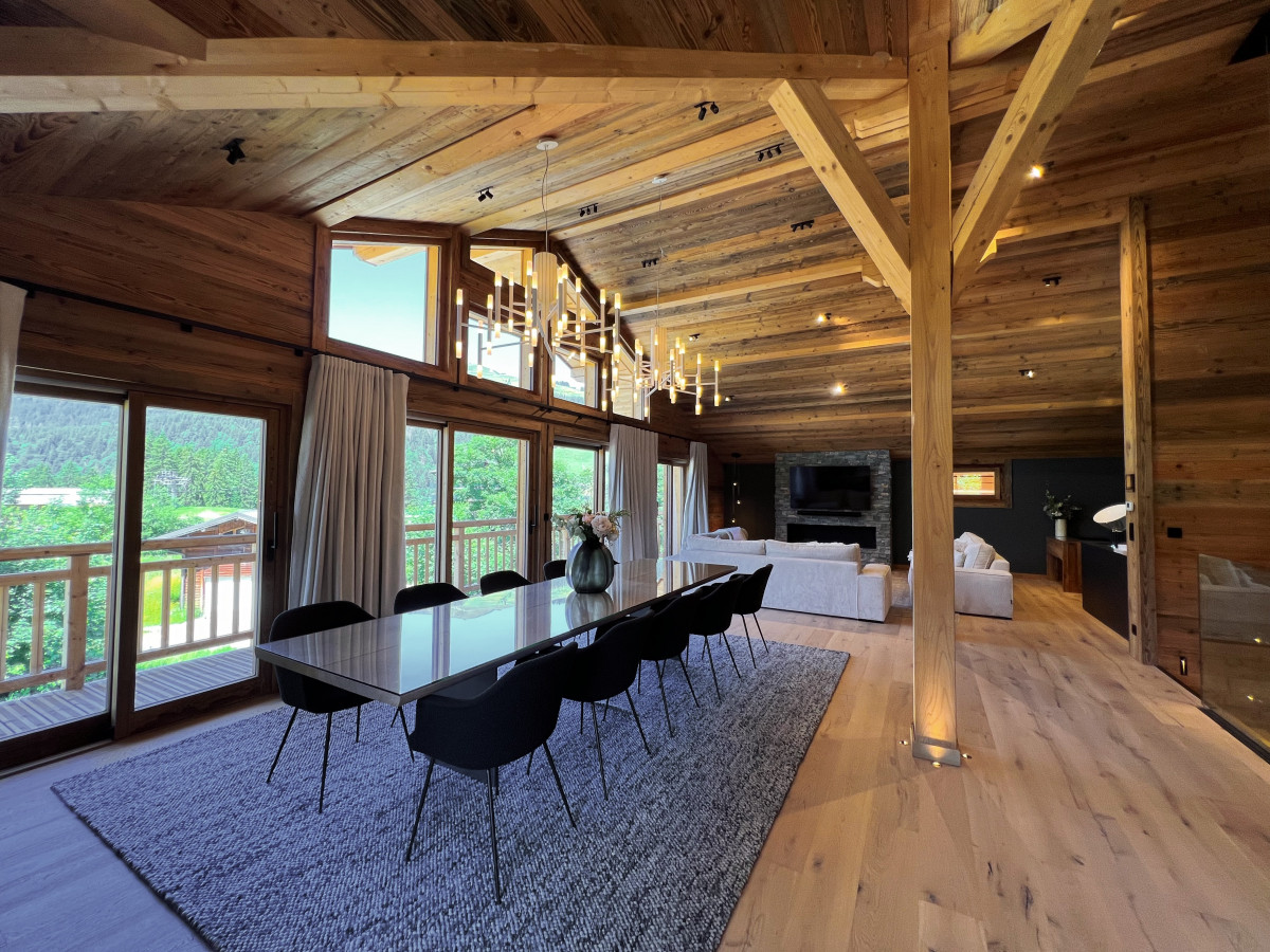 Chalet-Grizzly-3-salle-a-manger-salon-location-appartement-chalet-Les-Gets
