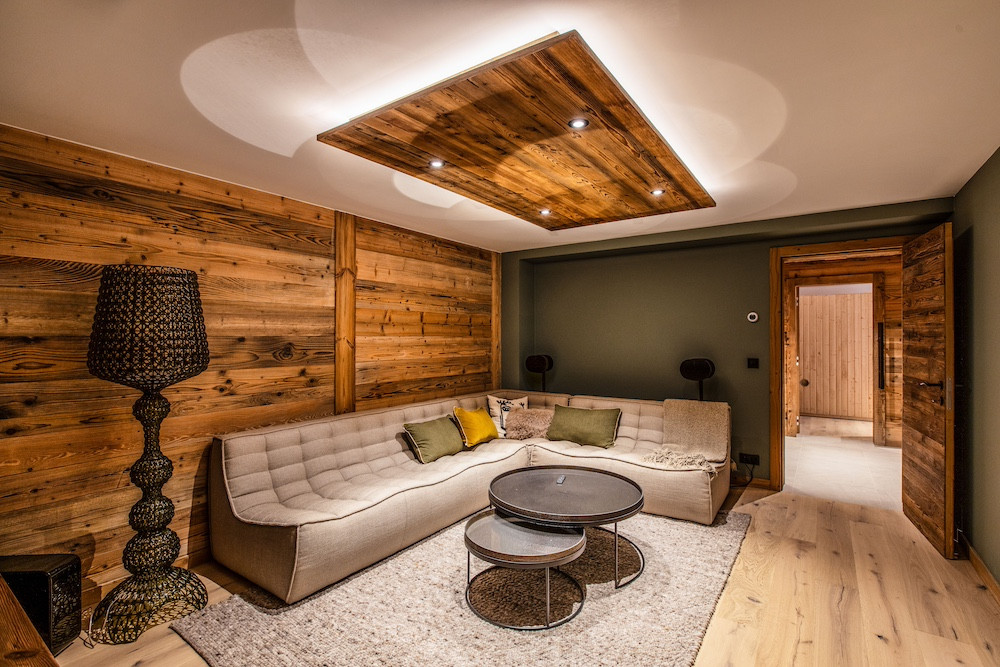 Chalet-Grizzly-3-salon-salle-de-jeux-location-appartement-chalet-Les-Gets