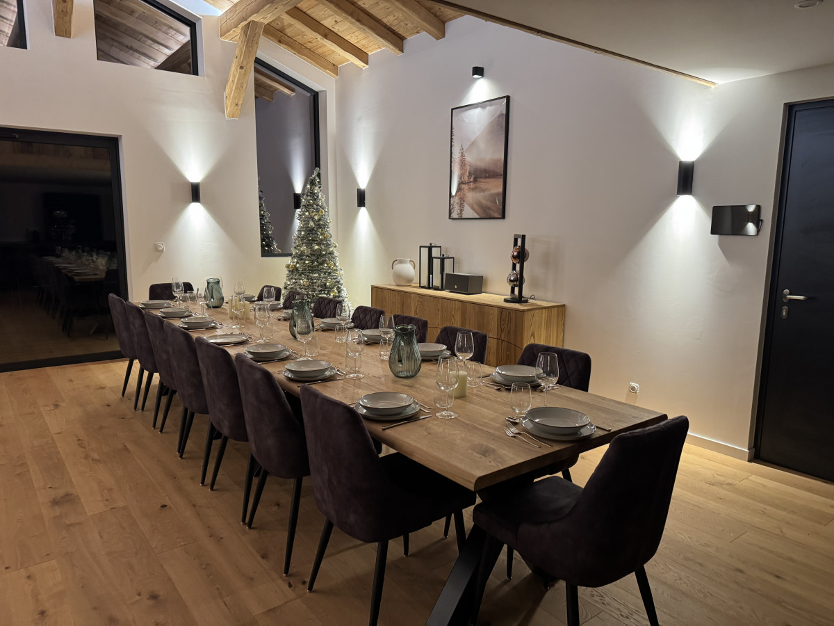 Chalet-Magy-1-salle-a-manger-location-appartement-chalet-Les-Gets