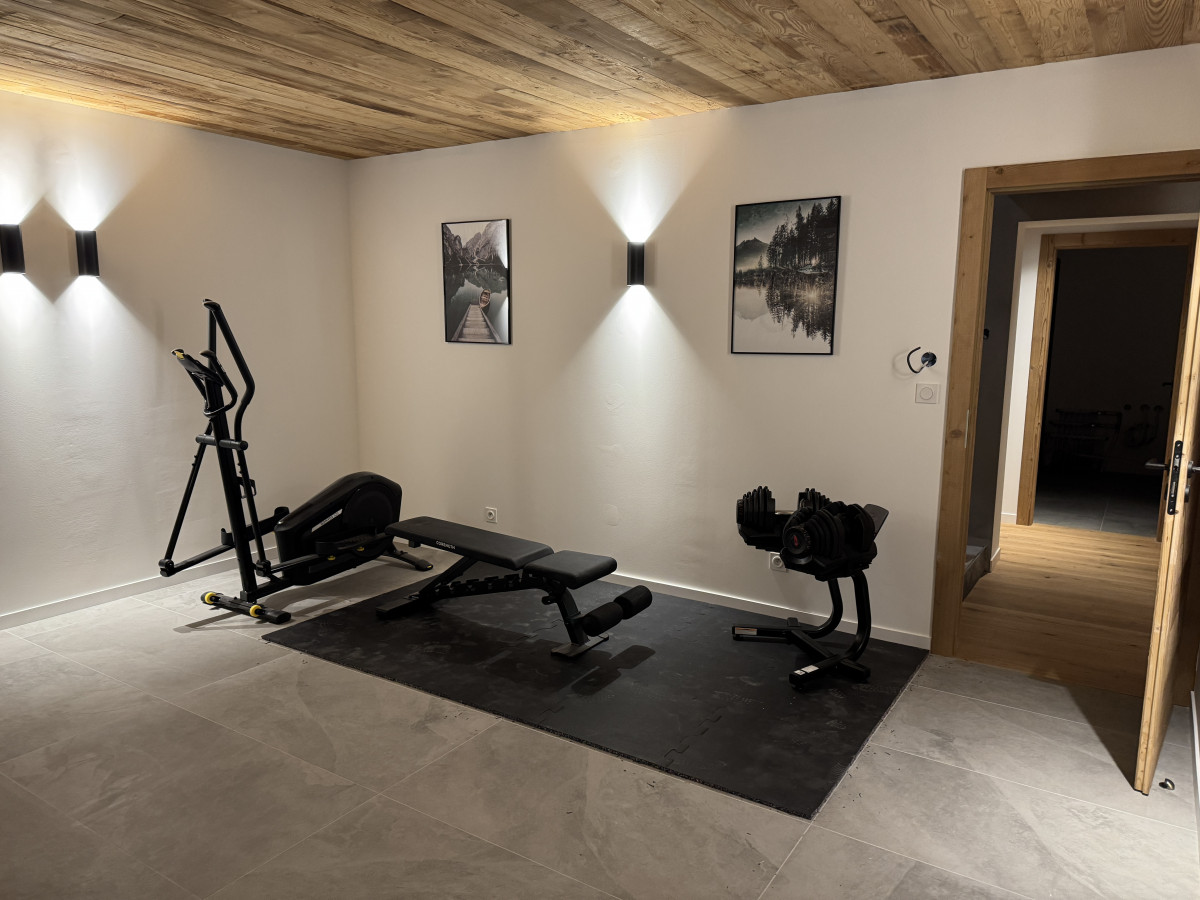 Chalet-Magy-1-salle-de-sport-location-appartement-chalet-Les-Gets