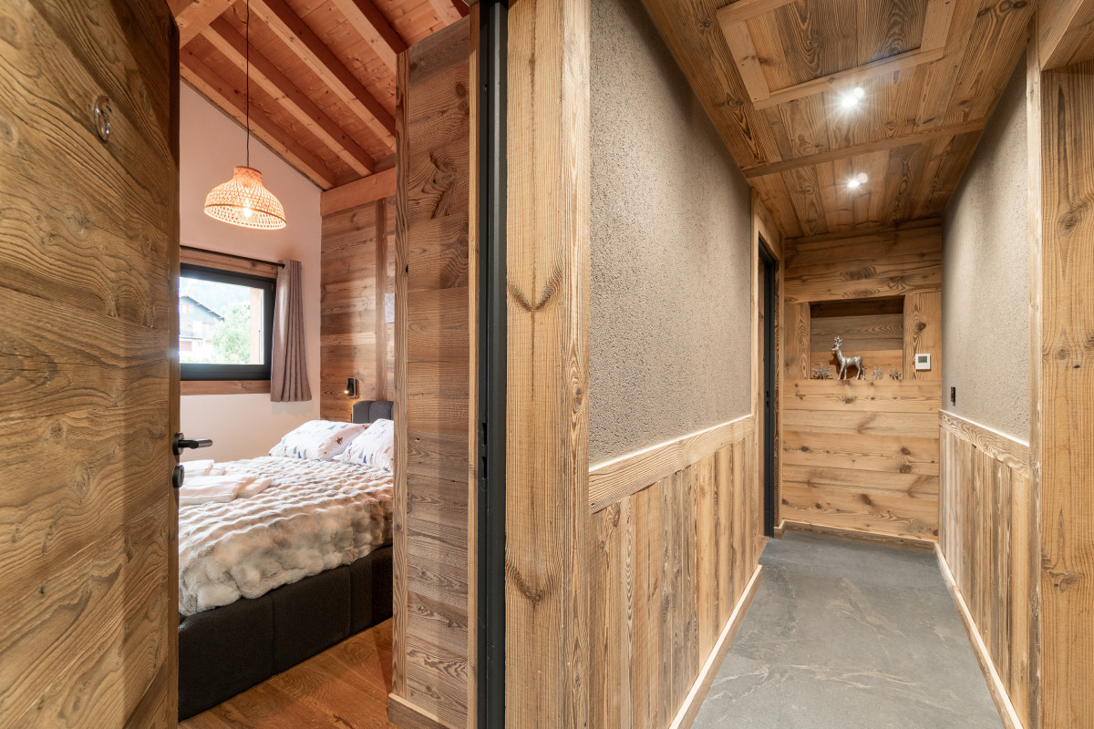 Chalet-Monet-couloir-location-chalet-appartement-Les-Gets