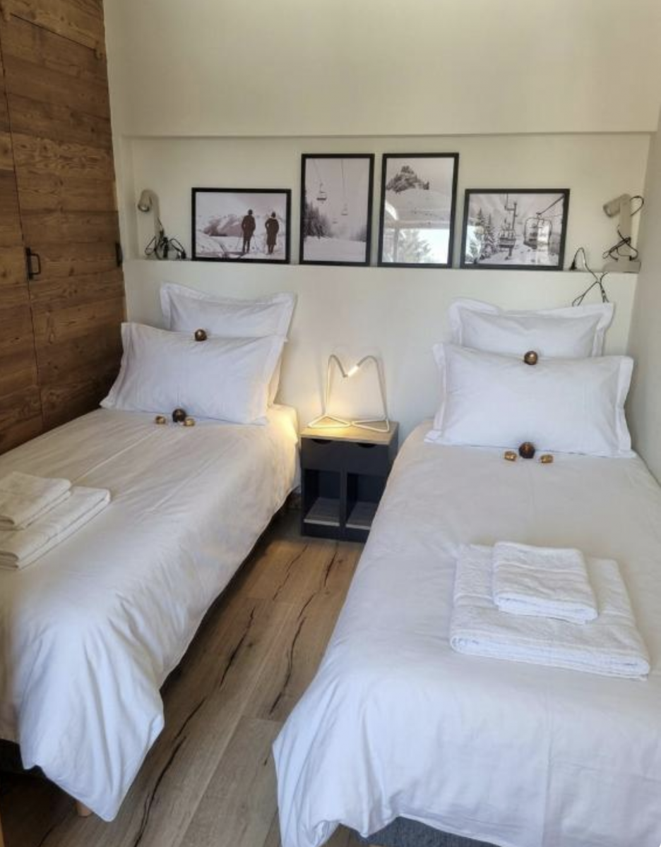 Chalet-Nabor-chambre-lits-simples-location-appartement-chalet-Les-Gets