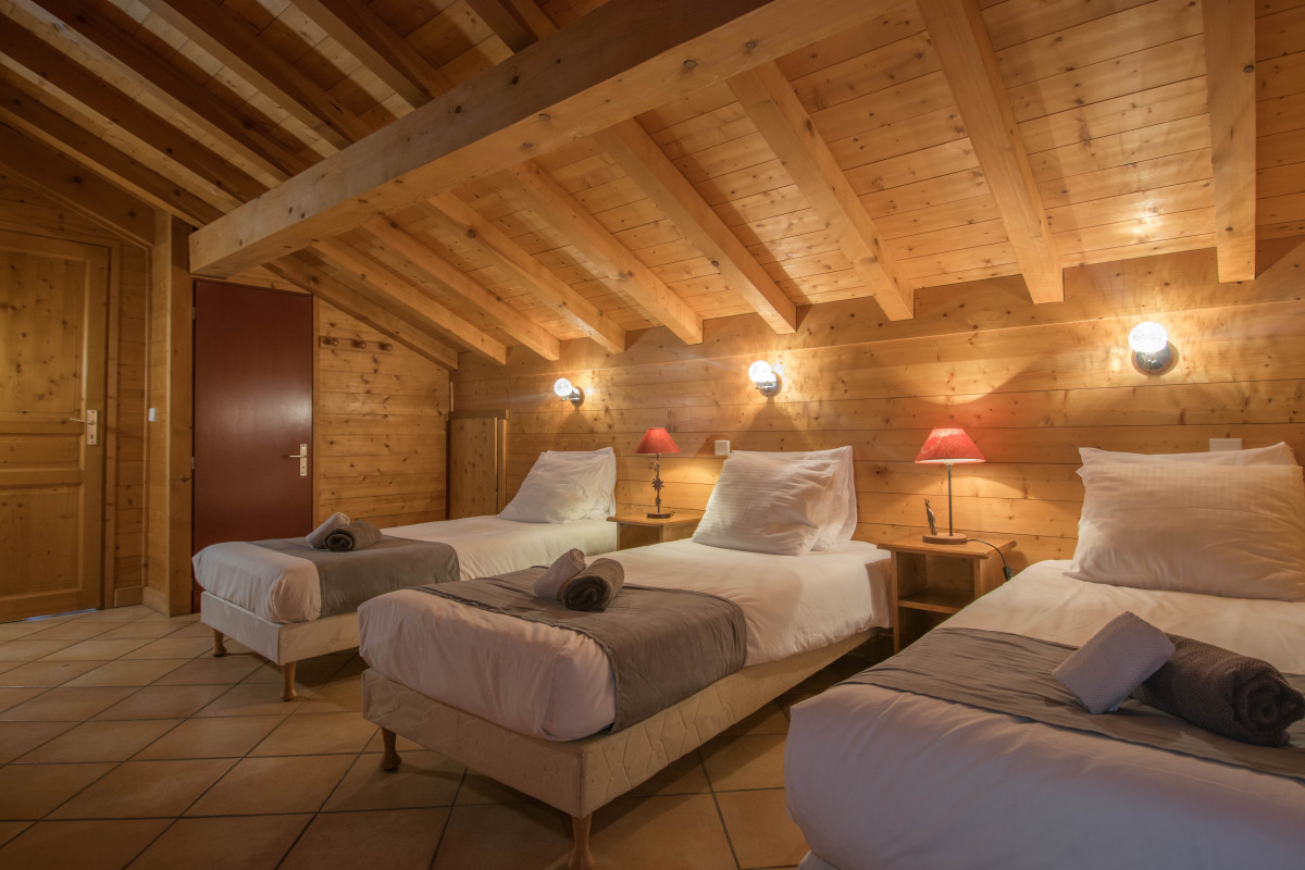 chalet-novelin-ducrettet-chambre-lits-simples-appartement-chalet-Les-Gets