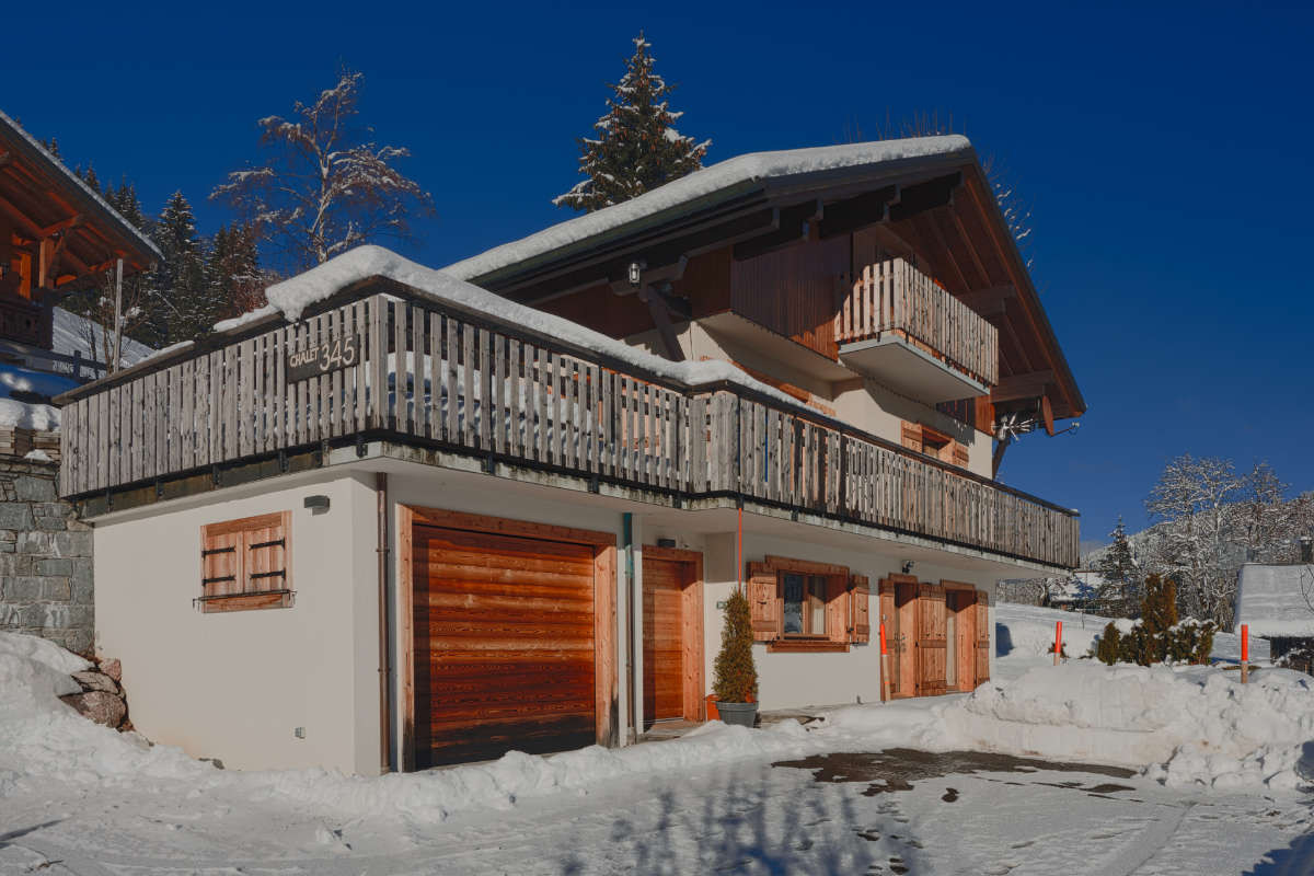Chalet345-exterieur-hiver-location-appartement-chalet-Les-Gets