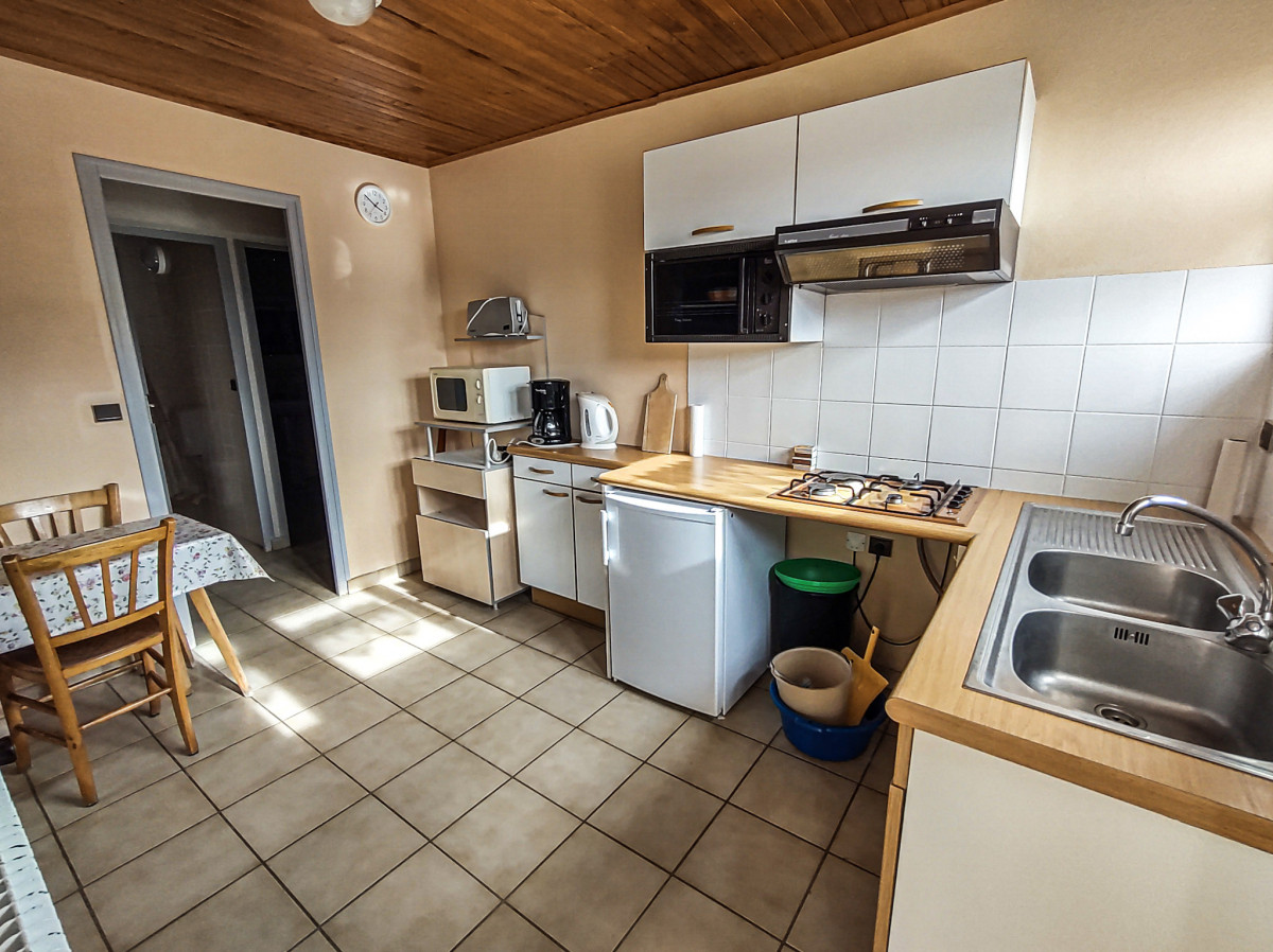 Chamioret-1-Turche-1-cuisine-location-appartement-chalet-Les-Gets