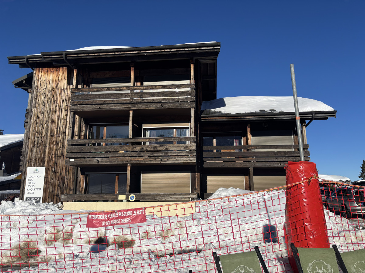 chavannes-2032-vue-exterieur-location-appartement-chalet-Les-Gets