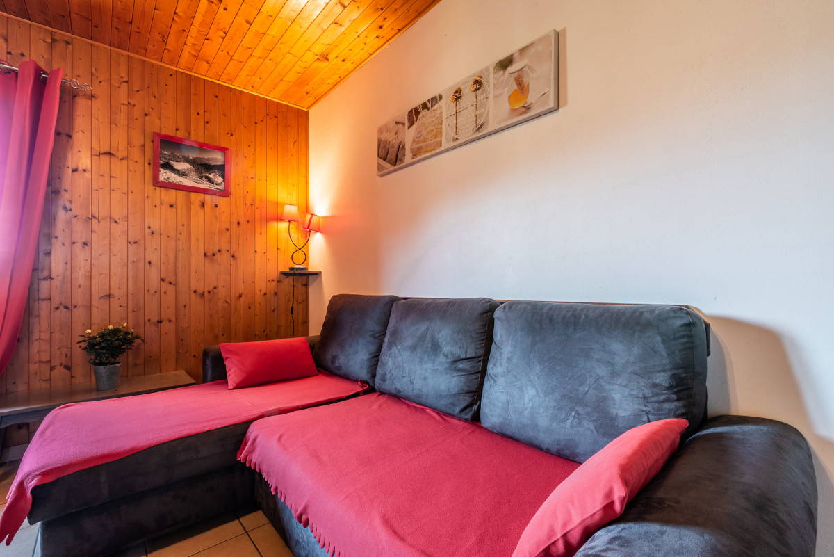 Clos-Myrtille-salon-location-appartement-chalet-Les-Gets