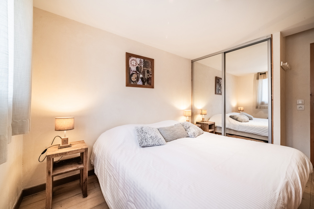 Cristal-2-chambre-lit-double-location-appartement-chalet-Les-Gets Cristal-2-chambre-lit-double-location-appartement-chalet-Les-Gets