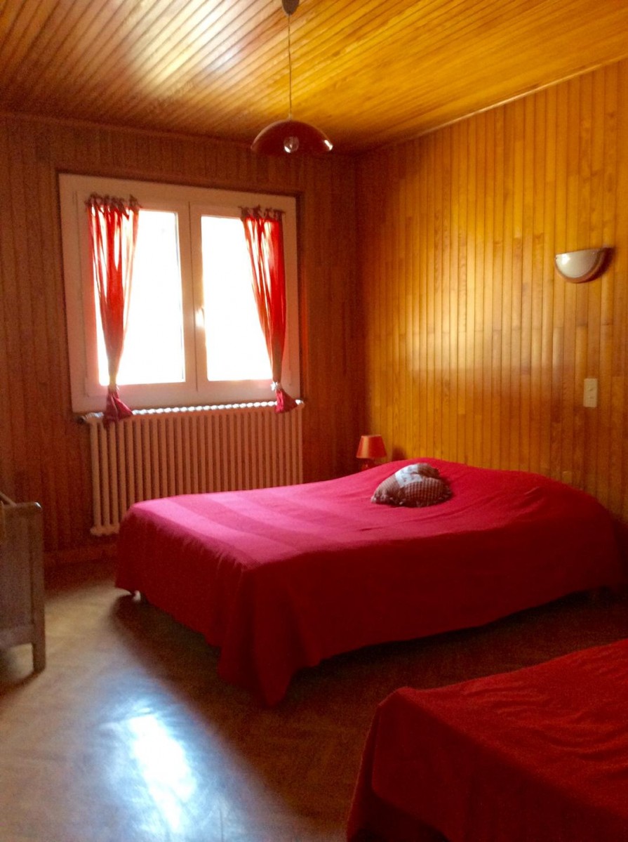 Eau-Vive-8-chambre-lit-double-location-appartement-chalet-Les-Gets