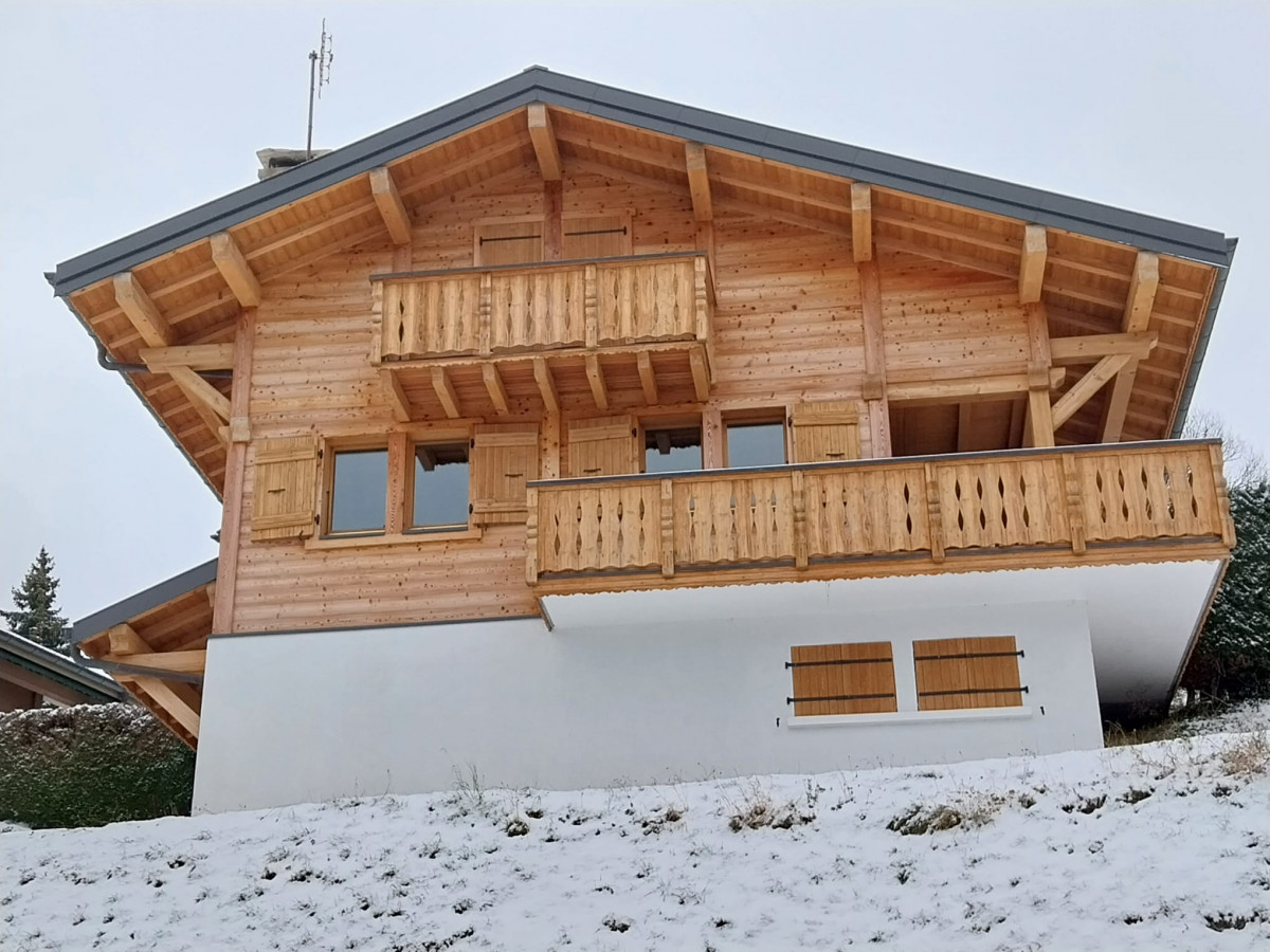 Kavakia-exterieur-hiver-location-appartement-chalet-Les-Gets