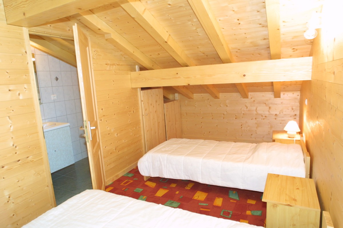 Lapye-chambre-location-appartement-chalet-Les-Gets