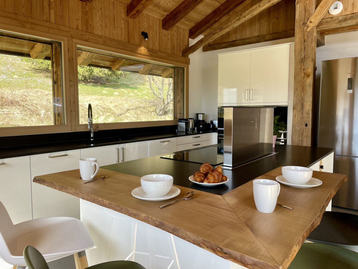 le-char-salon-cuisine-location-appartement-chalet-les-gets