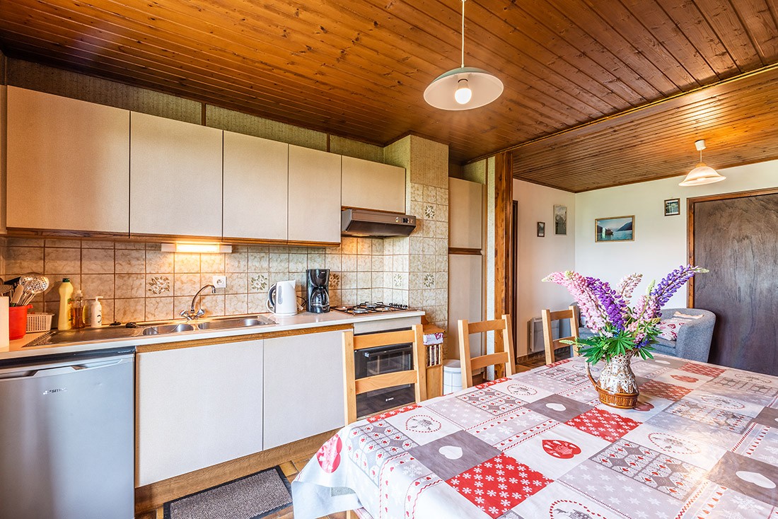 Lou-Kik-Notes-1-cuisine2-location-appartement-chalet-Les-Gets