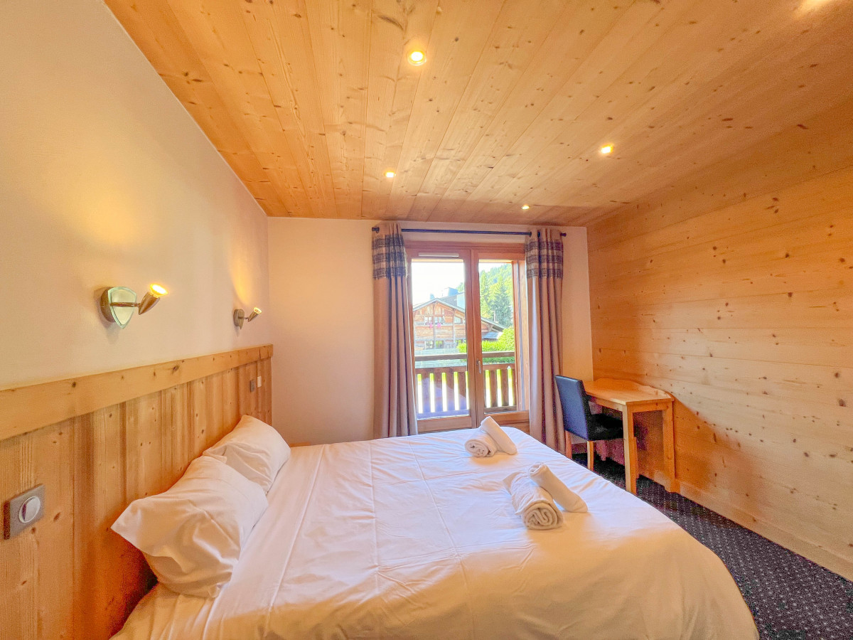 Marly-2-chambre-lit-double-location-chalet-appartement-Les-Gets Marly-2-chambre-lit-double-location-chalet-appartement-Les-Gets