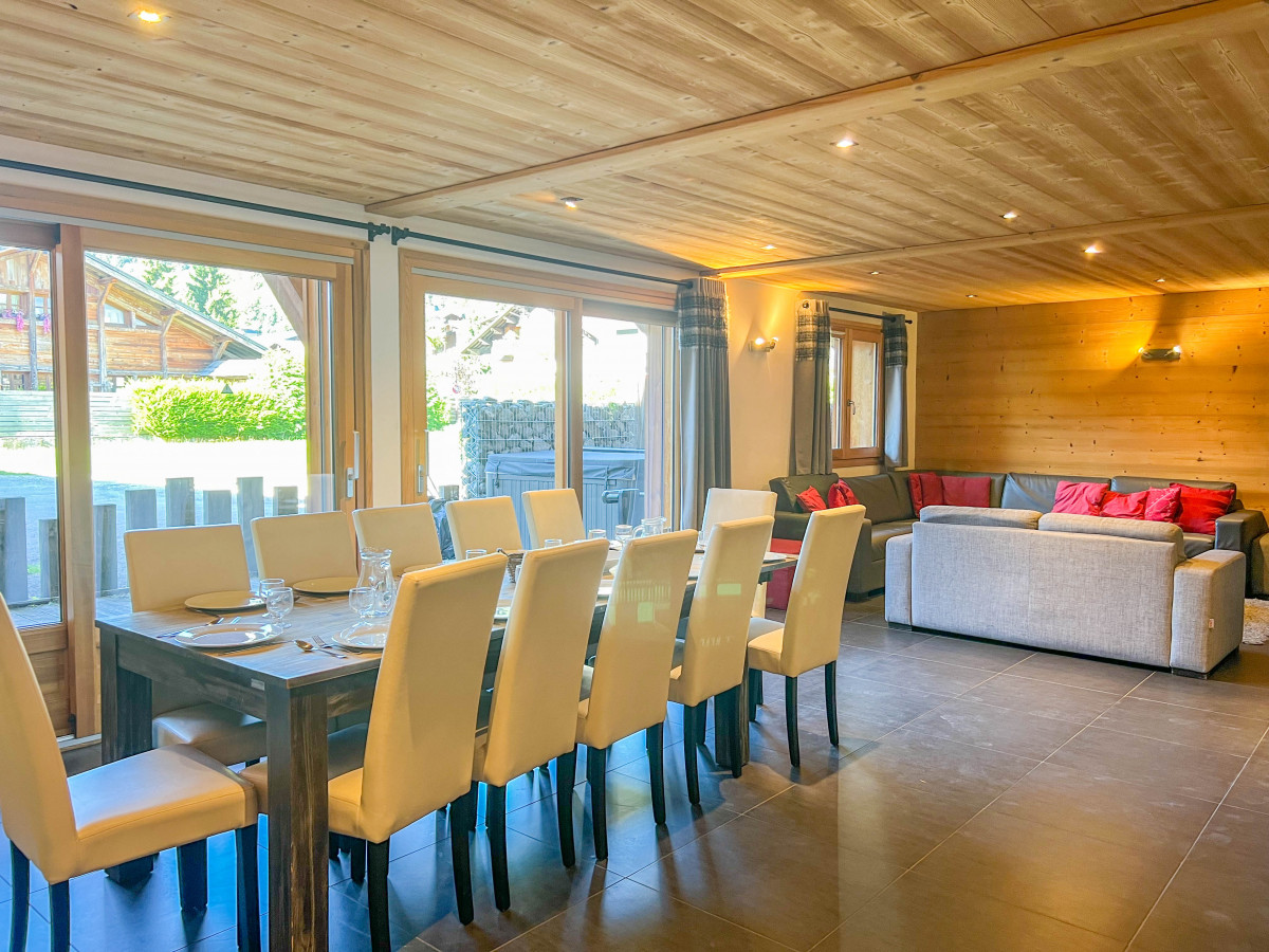 Marly-2-salle-a-manger-salon-location-chalet-appartement-Les-Gets Marly-2-salle-a-manger-salon-location-chalet-appartement-Les-Gets