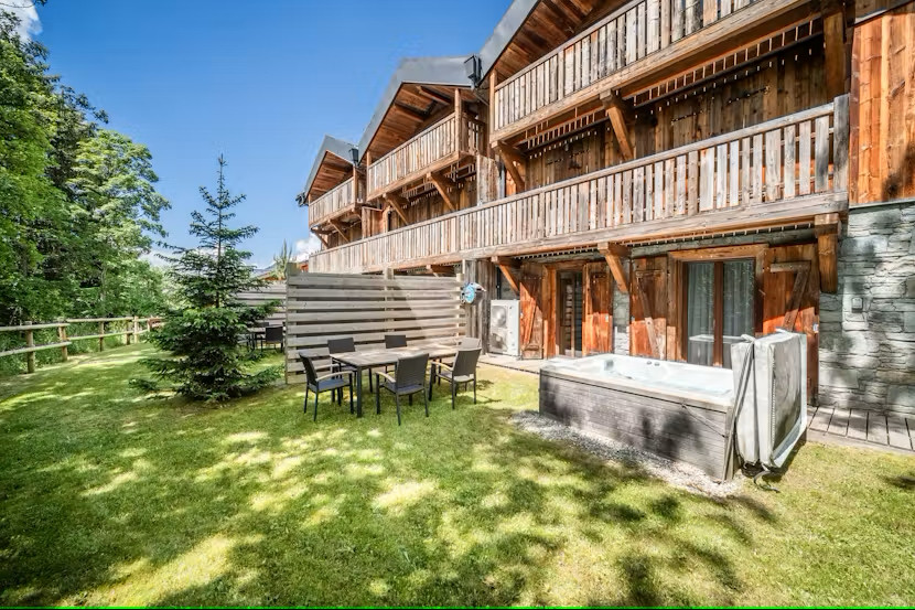 moulin-1-jardin-jacuzzi-location-chalet-appartement-les-gets-14327534-14355285