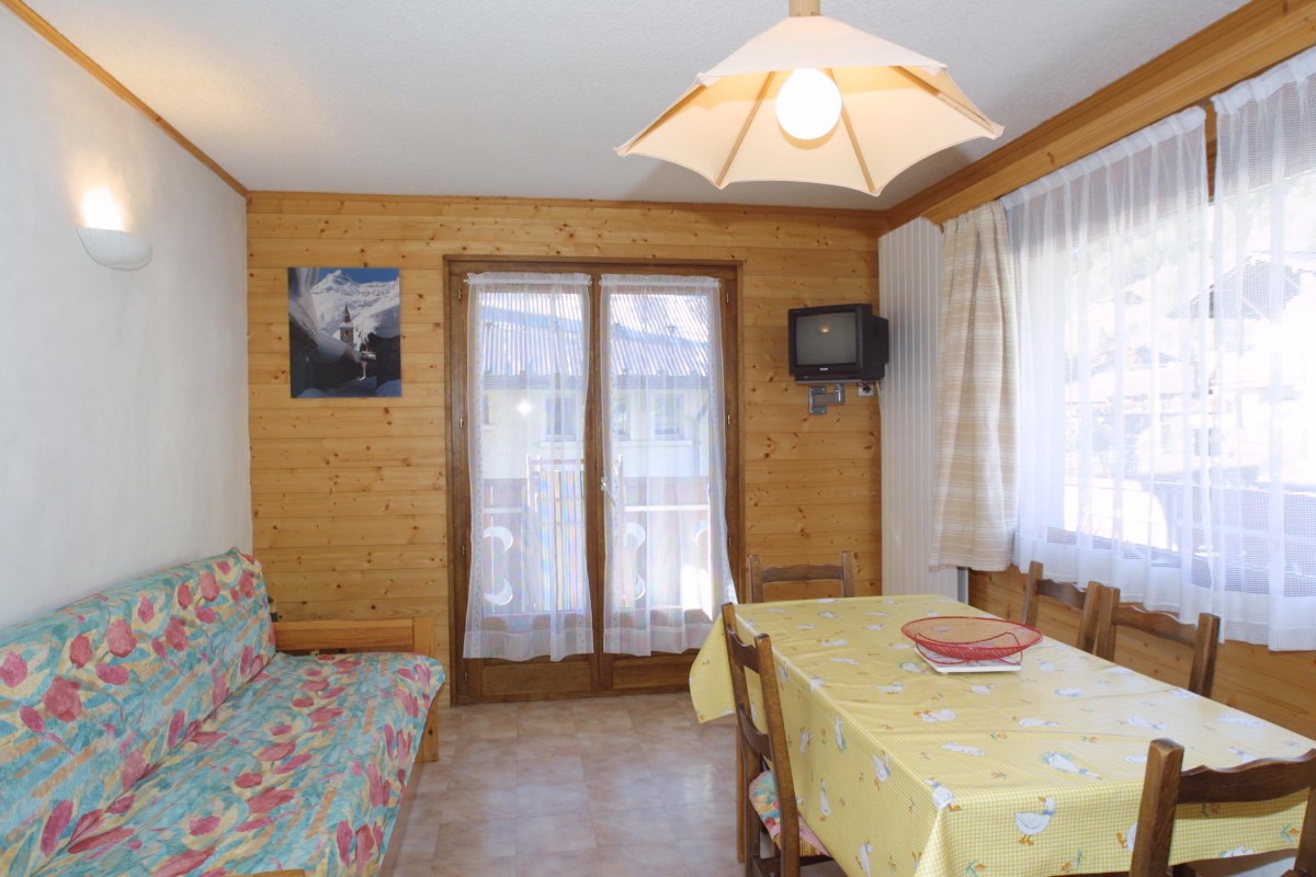 Nevada-2-sejour-location-appartement-chalet-Les-Gets