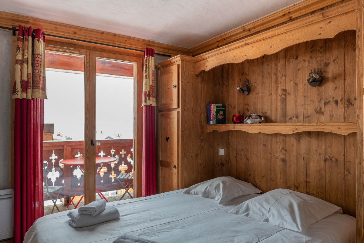 pm-double-bed-14893933 pm-double-bed-14893933