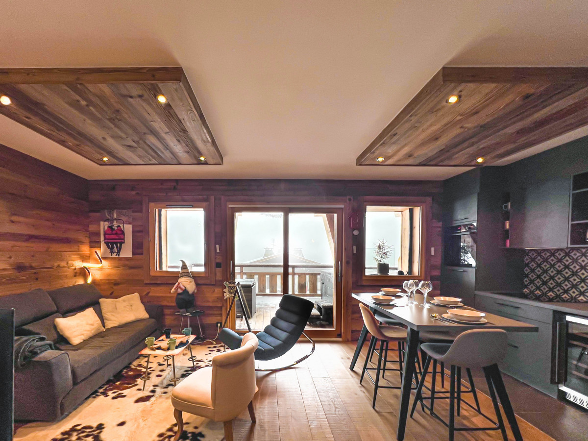 Premiere-loge-1-sejour-cuisine-location-appartement-chalet-Les-Gets