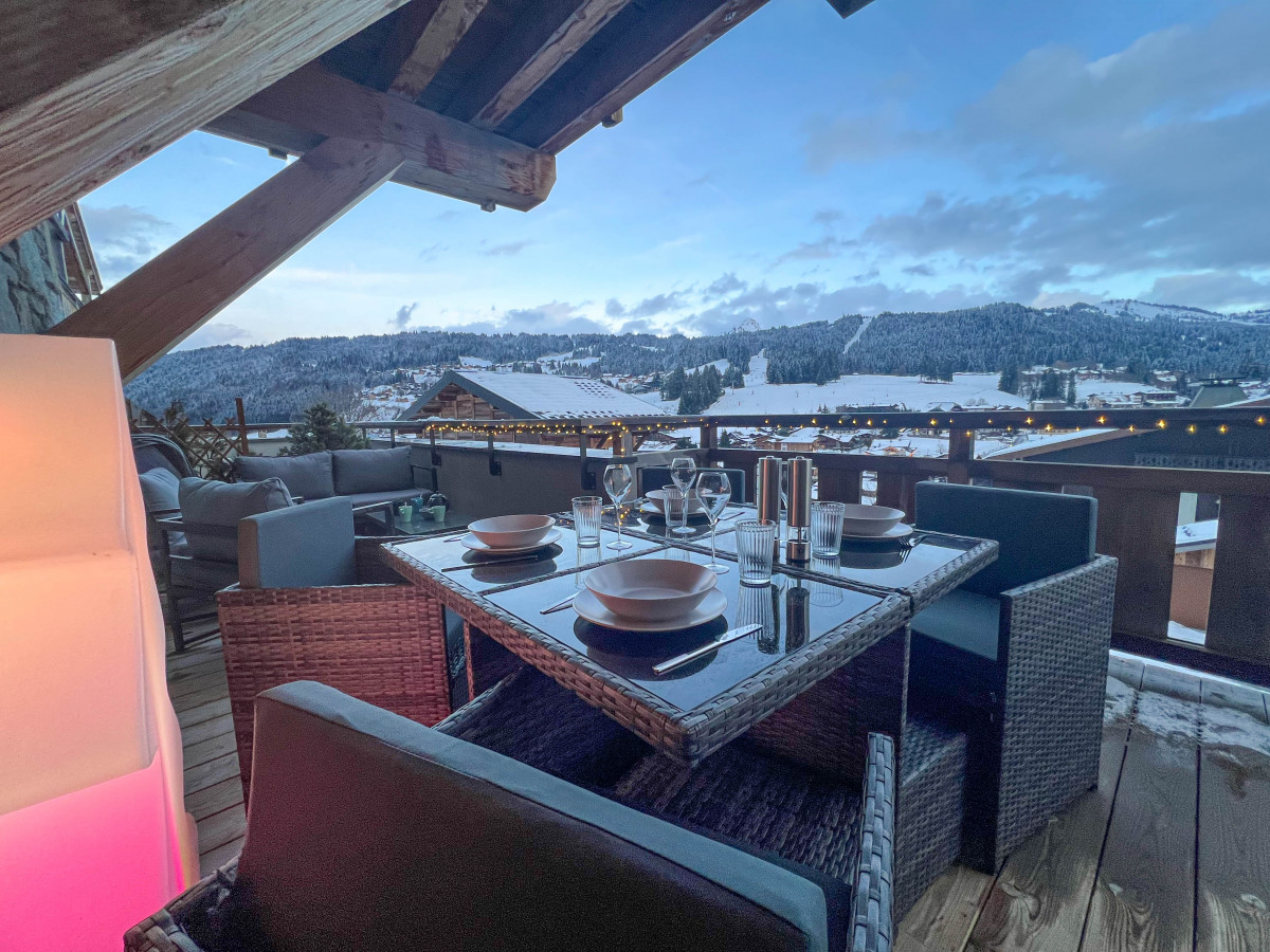 Premiere-loge-1-terrasse-location-appartement-chalet-Les-Gets