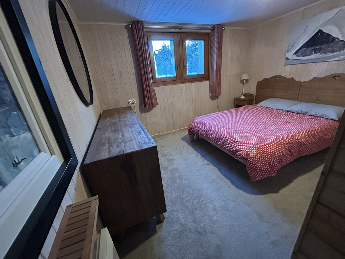 Renard-du-Lac-chambre5-location-appartement-chalet-Les-Gets