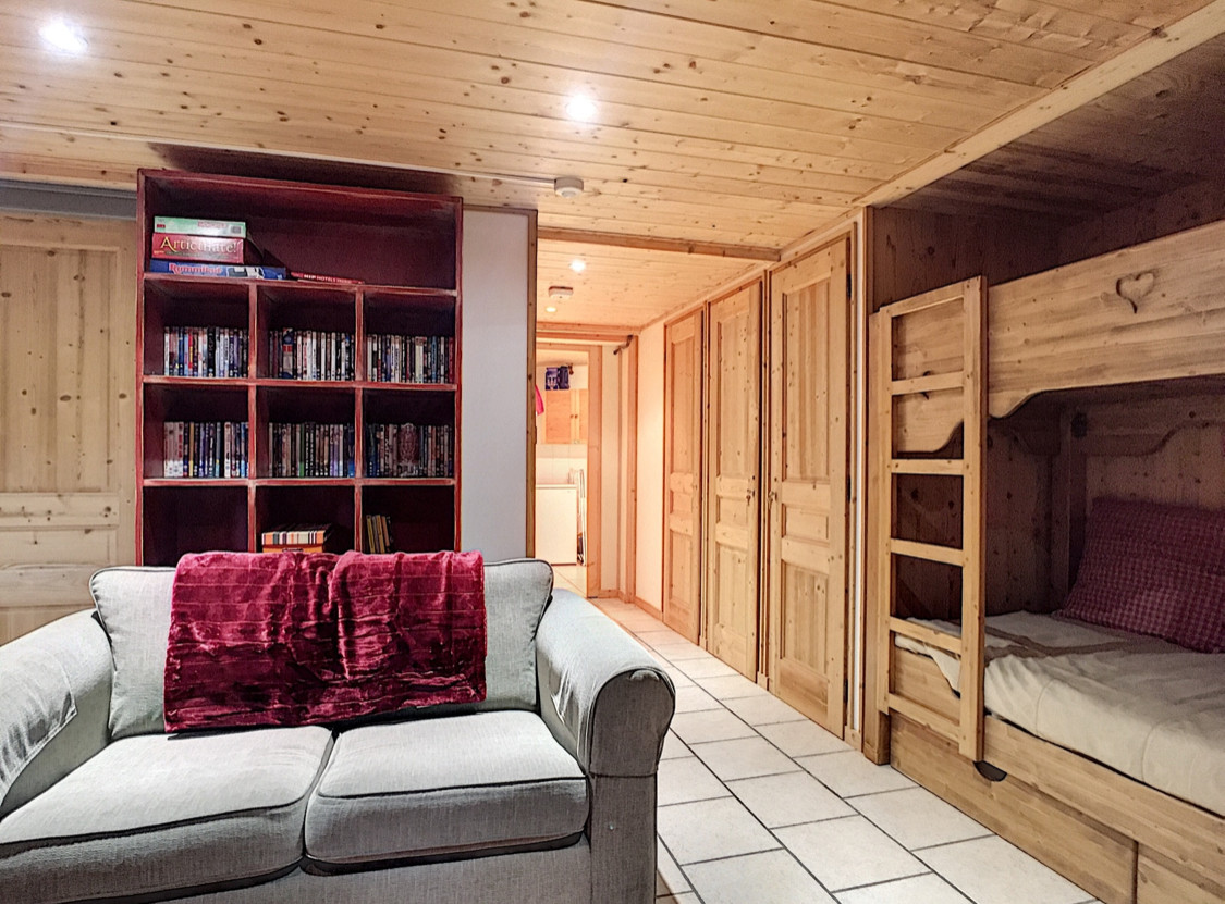 Renard-du-Lac-séjour2-location-appartement-chalet-Les-Gets