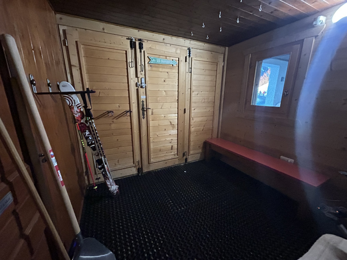 Renard-du-Lac-ski-locker-location-appartement-chalet-Les-Gets