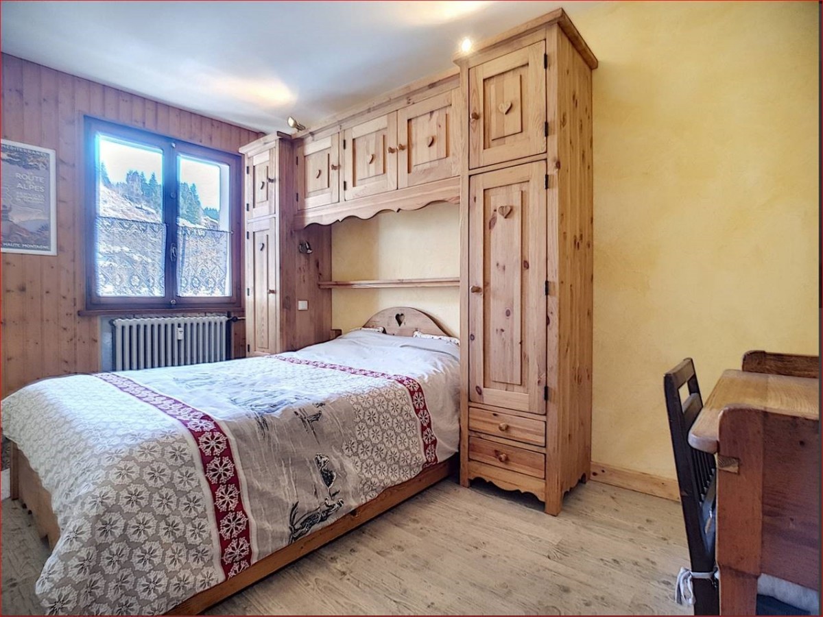 Retour-aux-Neiges-1-chambre-double2-location-appartement-chalet- Les-Gets