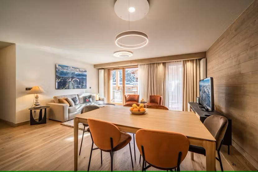 stella-kanoko-salon-table-a-manger-location-chalet-appartement-les-gets-14324449-14364742