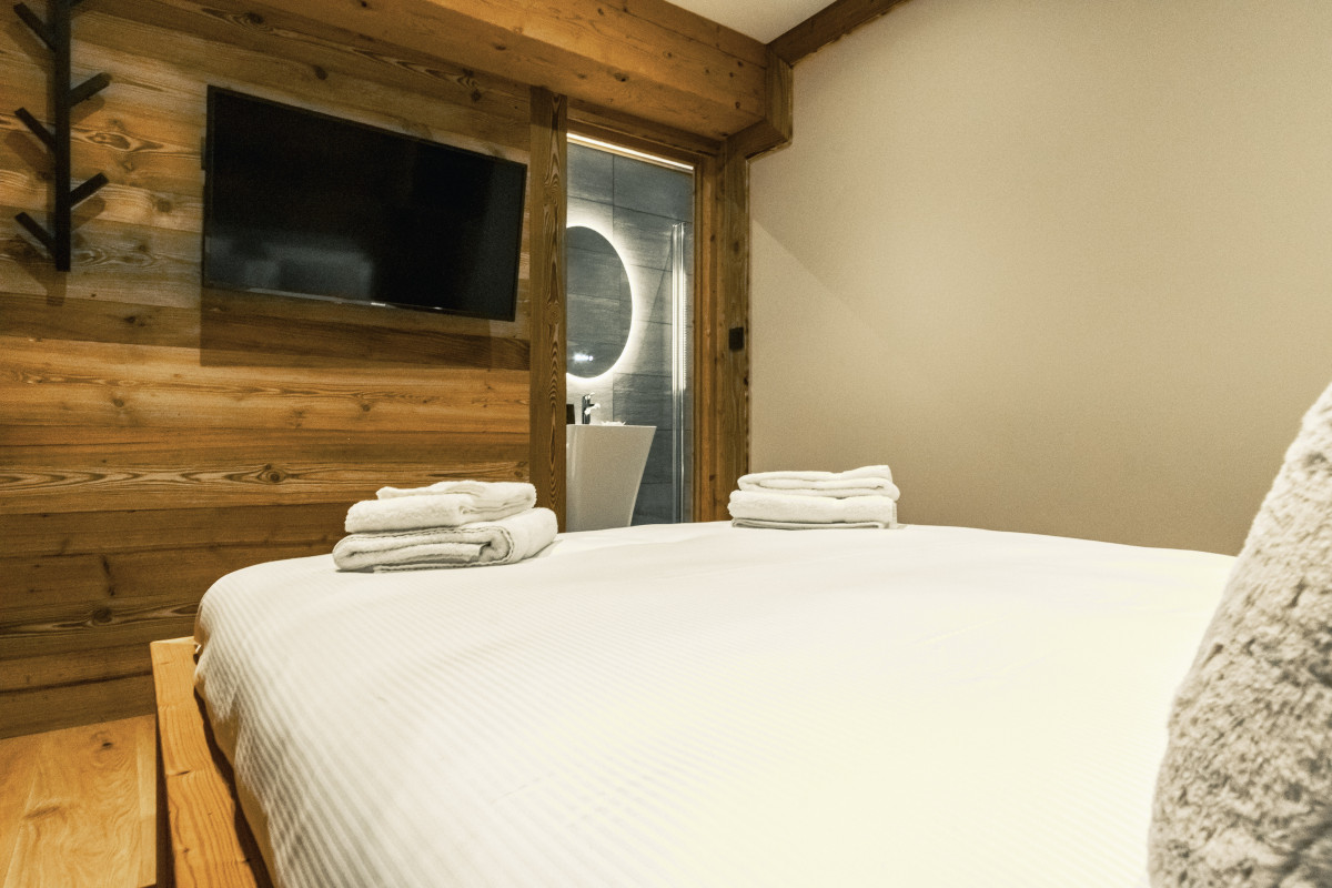 teka-chery-chambre-lit-double-location-appartement-chalet-Les-Gets