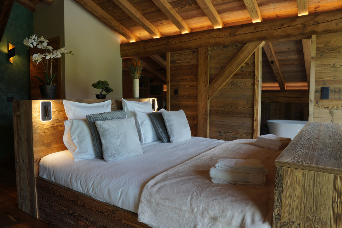 teka-roof-top-chambre-lit-double-location-appartement-chalet-Les-Gets