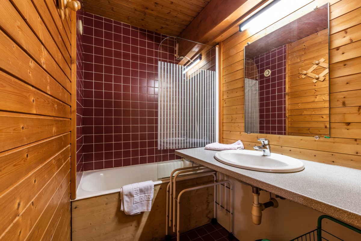 Telemark-salle-de-bain-chalet-appartement-Les-Gets