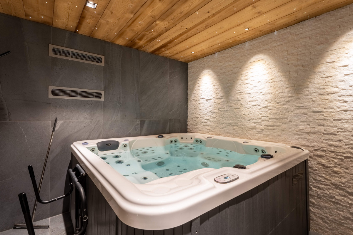 teleporte-spa-jacuzzi-19458682