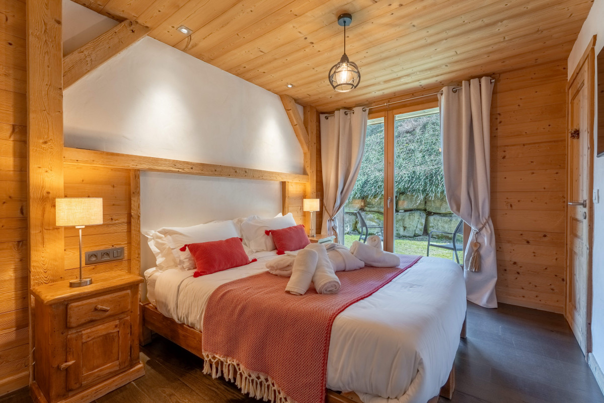 virolet-chambre-piste-rouge-1-appartement-chalet-les-gets-19529755