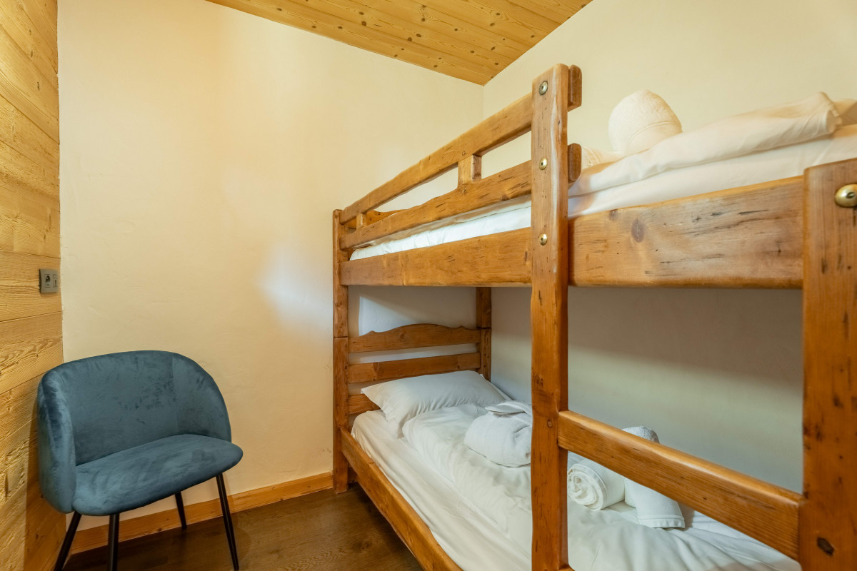 virolet-chambre-piste-rouge-4-appartement-chalet-les-gets-19529756