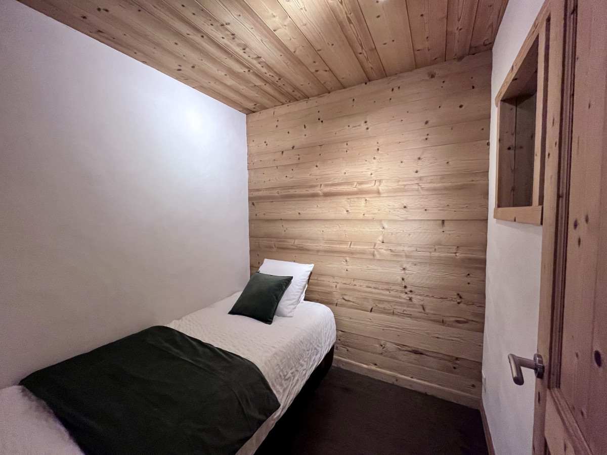 Virolet-chambre-piste-verte-lit-simple-location-appartement-chalet-Les-Gets