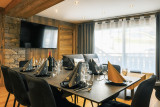 14-teka-ubac-salon-salle-a-manger-location-appartement-chalet-les-gets