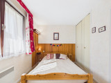 151_1_L320_lv_images__lot_0000020320_06_20261012173555