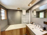 ChezLouis-1686126786_1686127820_27865_2b1b583