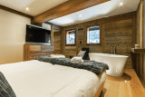 21-teka-ubac-chambre-lit-double-ensuite-location-appartement-chalet-les-gets