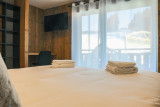29-teka-ubac-chambre-lit-double-location-appartement-chalet-les-gets