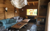 Room 310835-702983