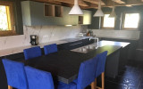 Room 310835-702986